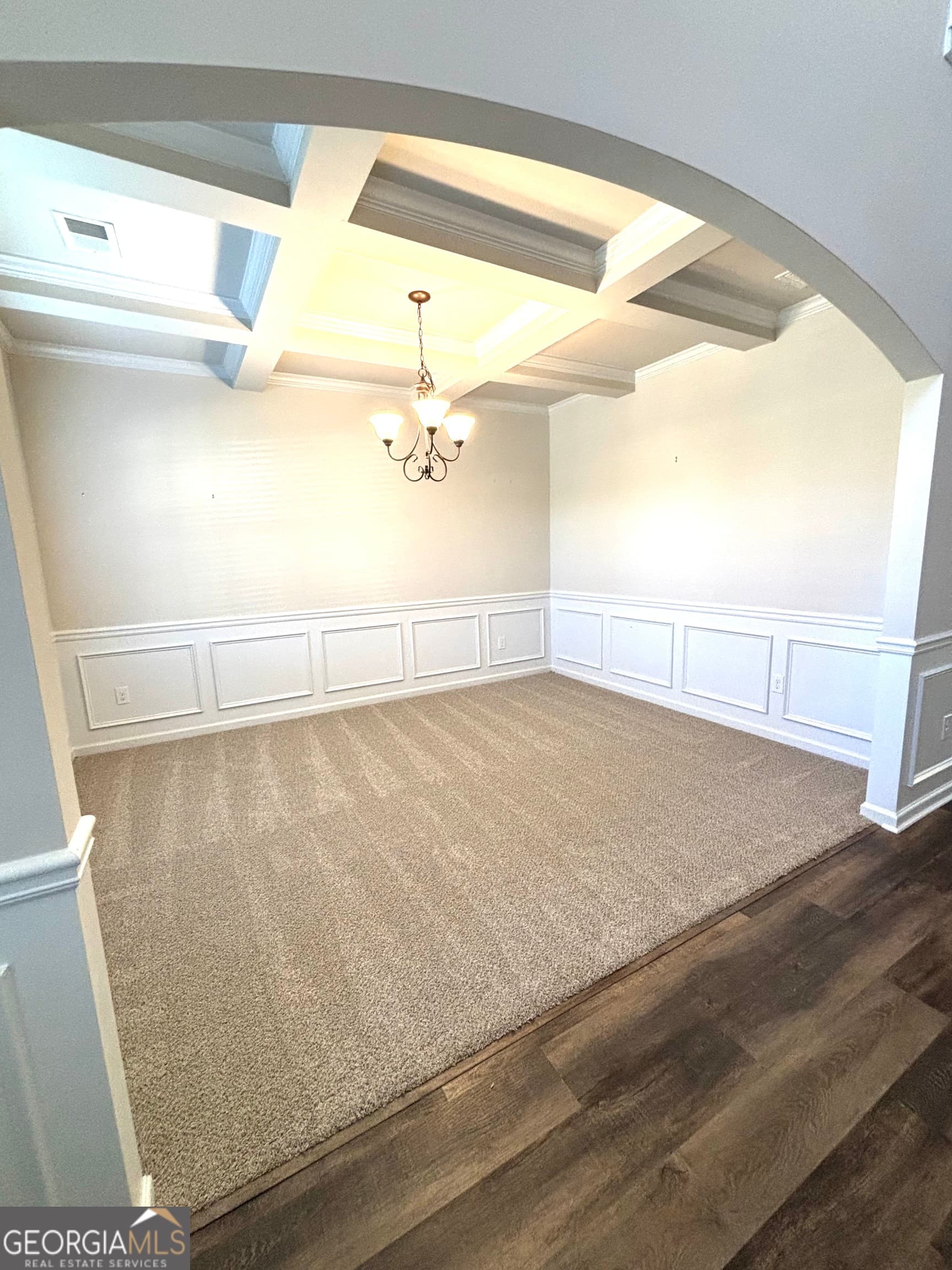 5 bedroom, 3 bathroom, 3,218 sq ft single family residence for sale at 197 Weymouth Drive, Locust Grove, GA 30248 — photo 5