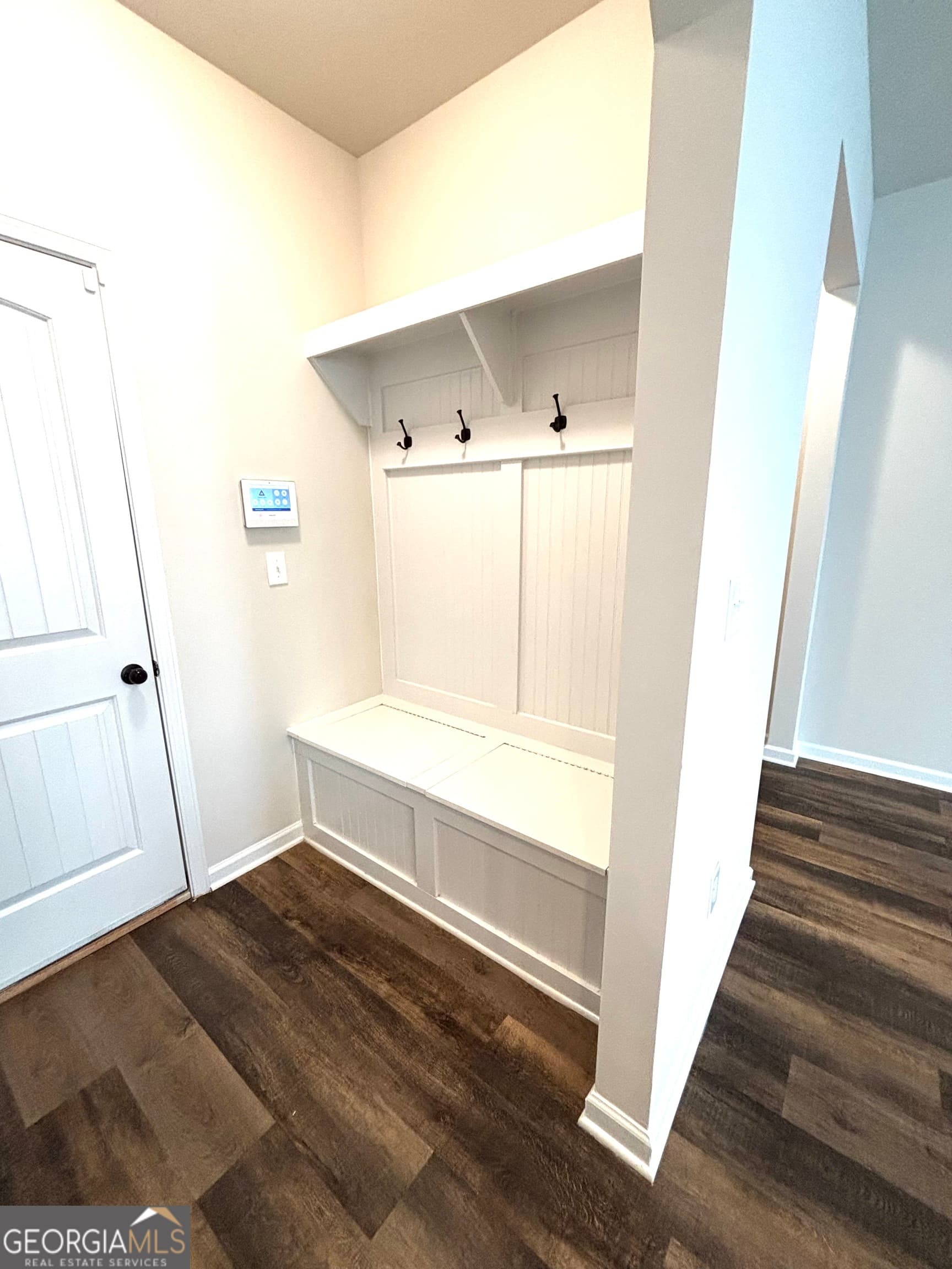 5 bedroom, 3 bathroom, 3,218 sq ft single family residence for sale at 197 Weymouth Drive, Locust Grove, GA 30248 — photo 8