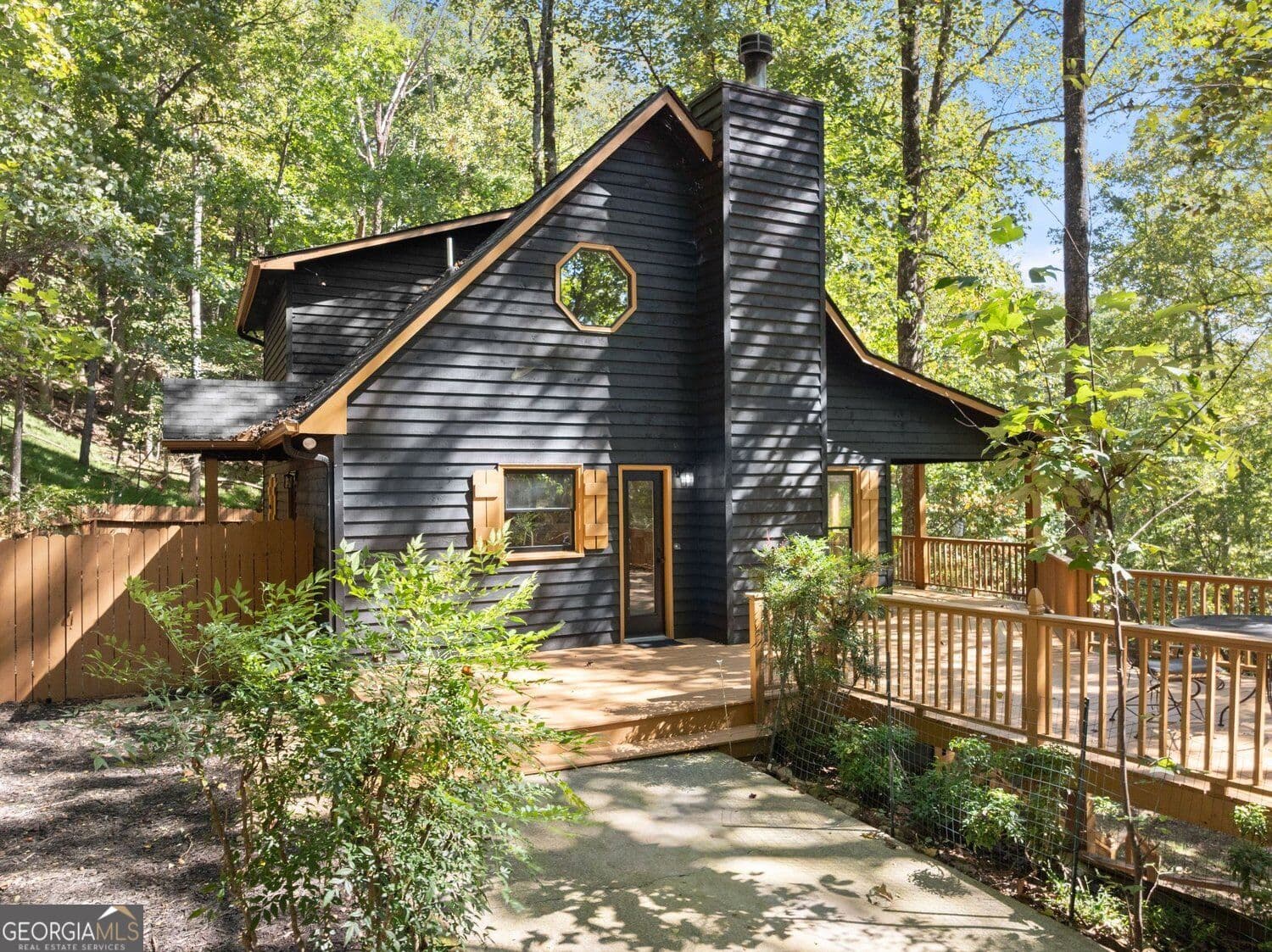 4 bedroom, 3 bathroom, 2,194 sq ft single family residence for sale at 125 Owltown Drive, Ellijay, GA 30536 — photo 6