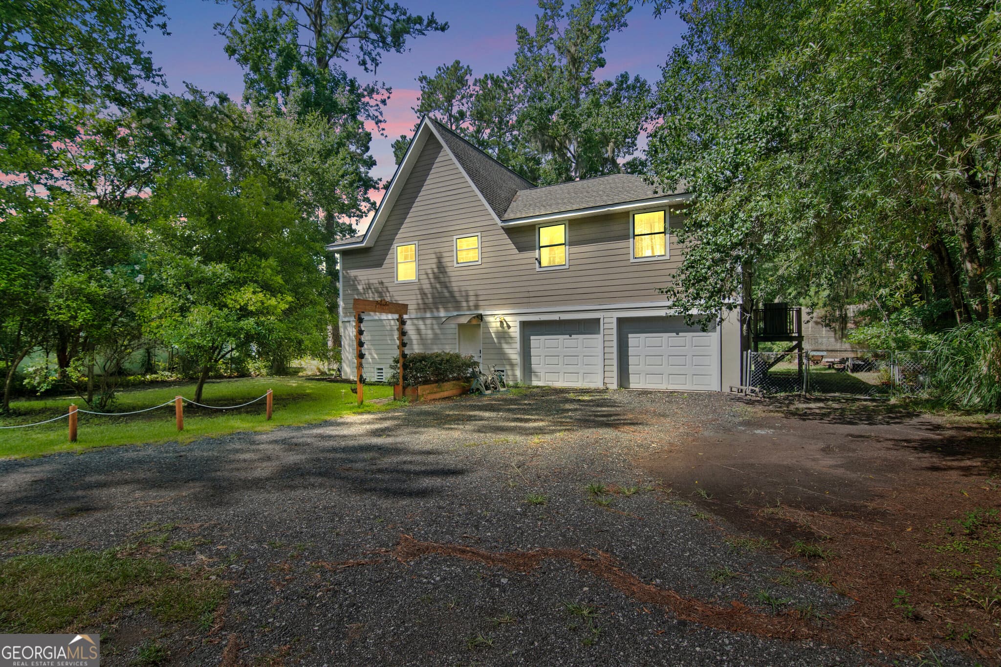 3 bedroom, 2 bathroom, 1,208 sq ft single family residence for sale at 641 Tideland Drive, Midway, GA 31320