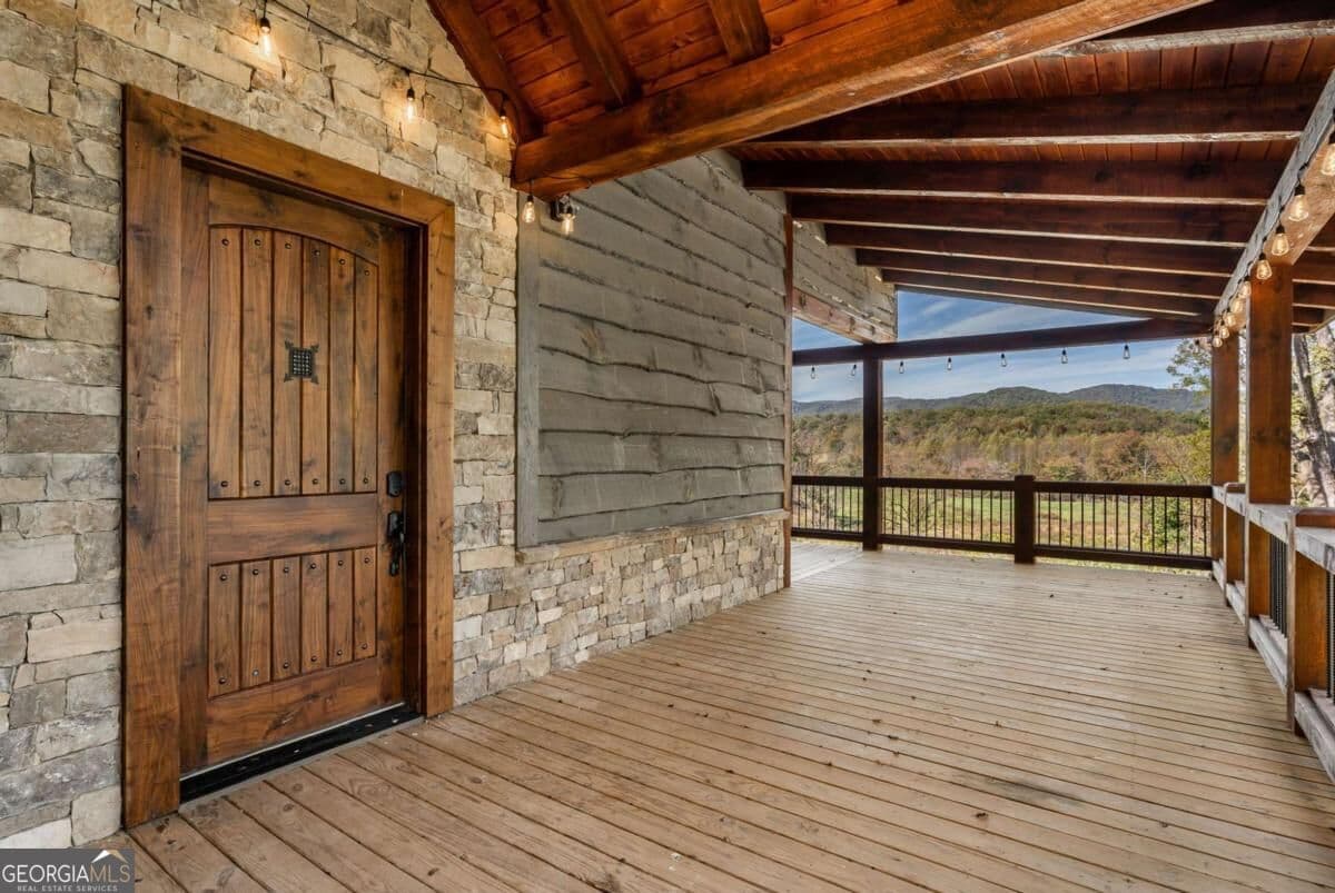 4 bedroom, 3.5 bathroom, 3,864 sq ft cabin,single family residence for sale at 7590 Mobile Road, Blue Ridge, GA 30513 — photo 7