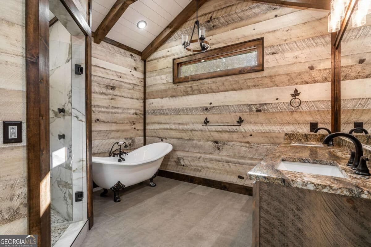 4 bedroom, 3.5 bathroom, 3,864 sq ft cabin,single family residence for sale at 7590 Mobile Road, Blue Ridge, GA 30513 — photo 9