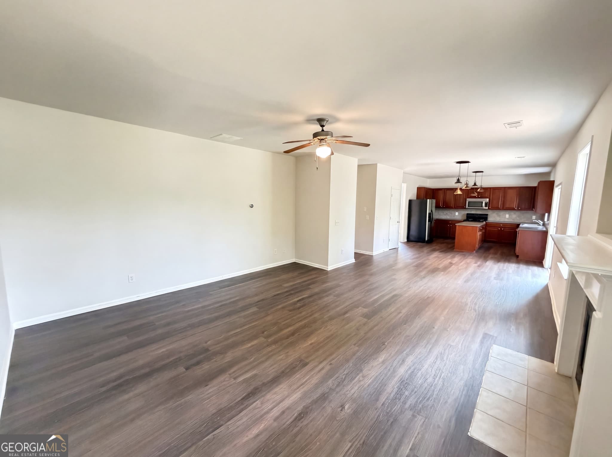 4 bedroom, 2.5 bathroom, 2,894 sq ft single family residence for sale at 109 Puckett Court, Canton, GA 30115 — photo 10
