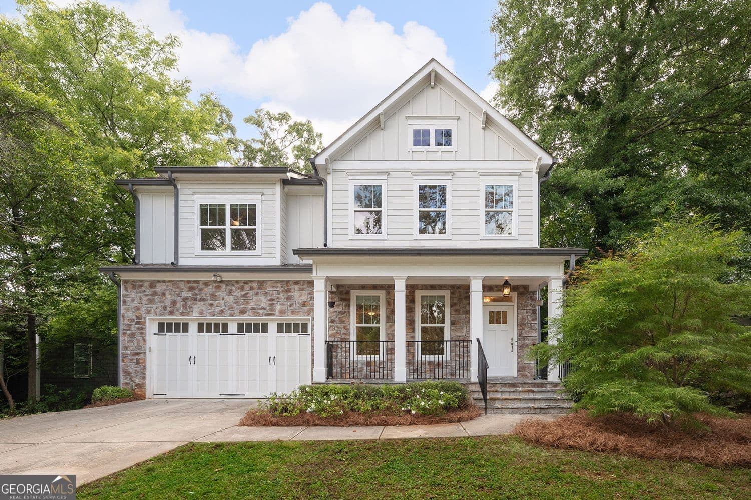 5 bedroom, 4.5 bathroom, 4,242 sq ft single family residence sold at 1067 Vista Trail, Atlanta, GA 30324