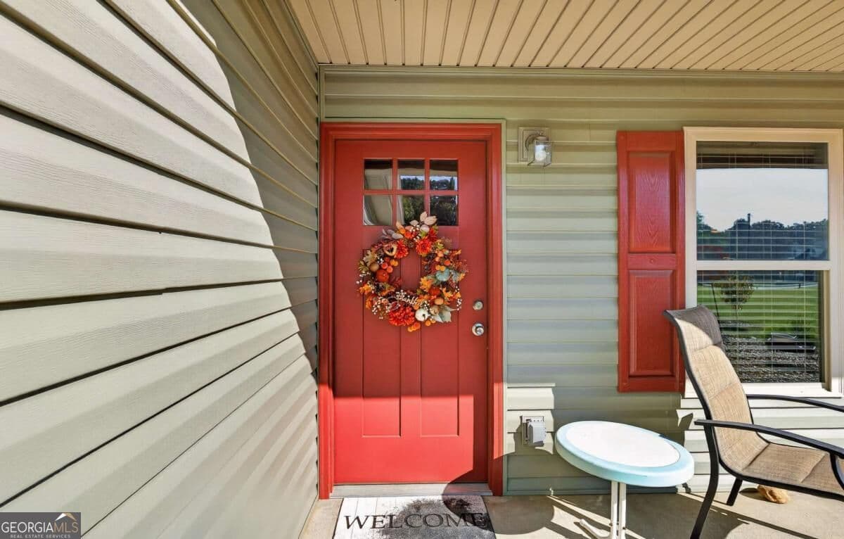3 bedroom, 2 bathroom, 1,675 sq ft single family residence for sale at 124 Kelly Drive, White, GA 30184 — photo 7