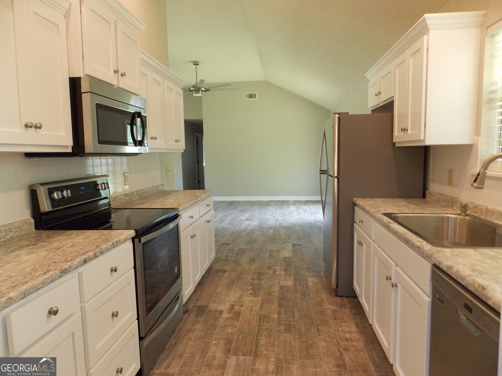 3 bedroom, 2 bathroom, 1,206 sq ft single family residence for sale at 224 Pretoria Rushing Road, Statesboro, GA 30461 — photo 7