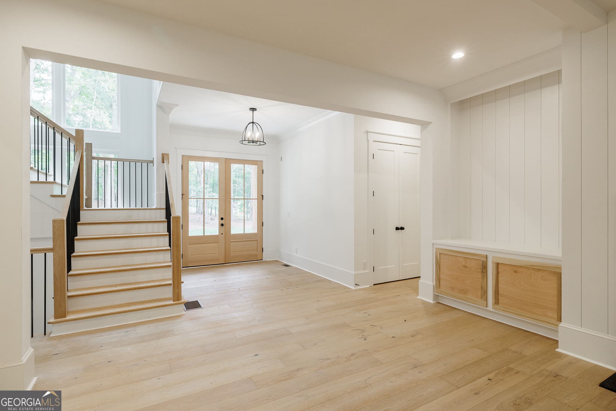 5 bedroom, 5.5 bathroom, 4,171 sq ft single family residence for sale at 242 Carriage Avenue, Jefferson, GA 30549 — photo 8