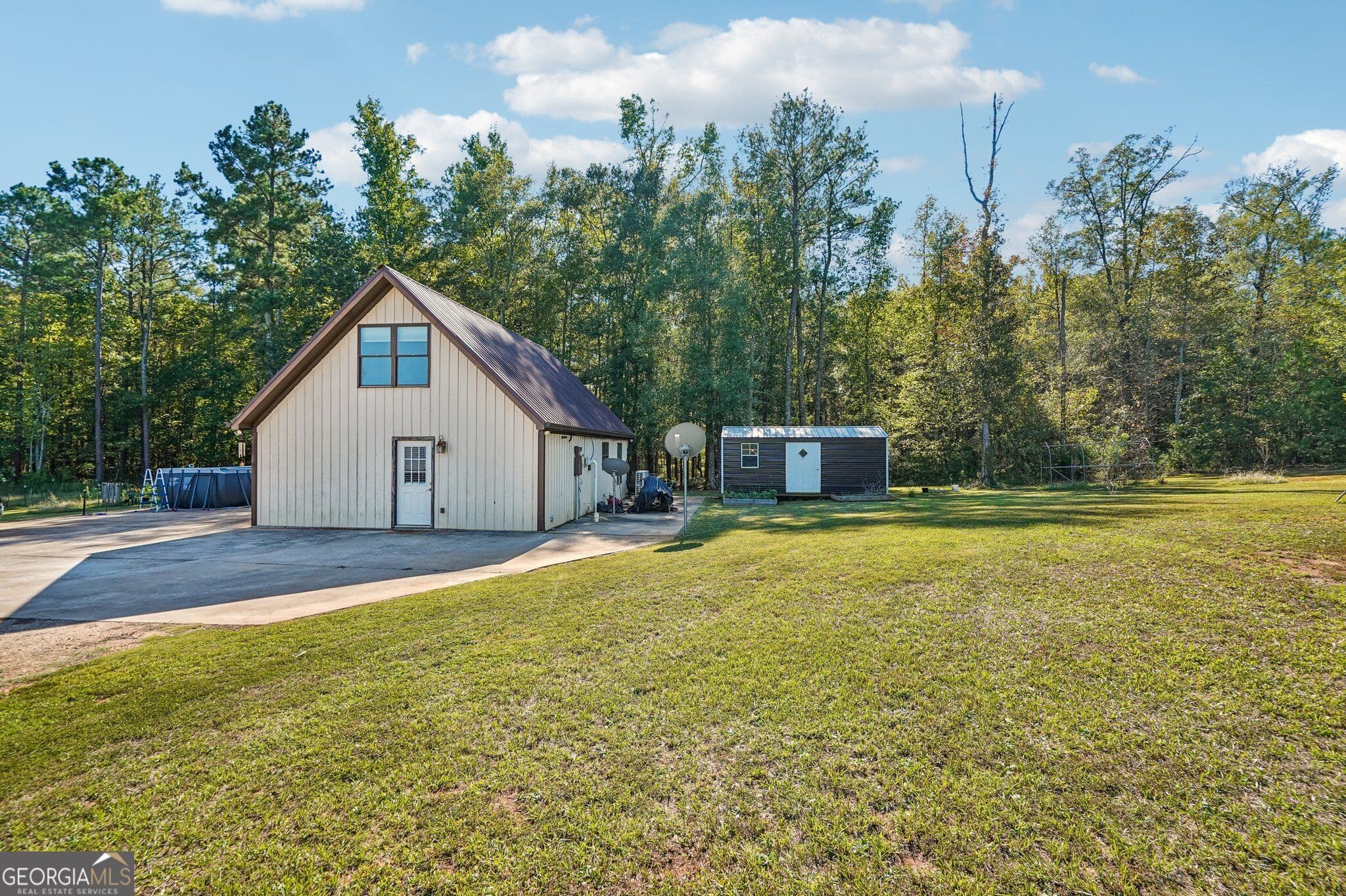 2 bedroom, 1.5 bathroom, 1,464 sq ft single family residence for sale at 1060 Sewell Church Road, Mansfield, GA 30055 — photo 3