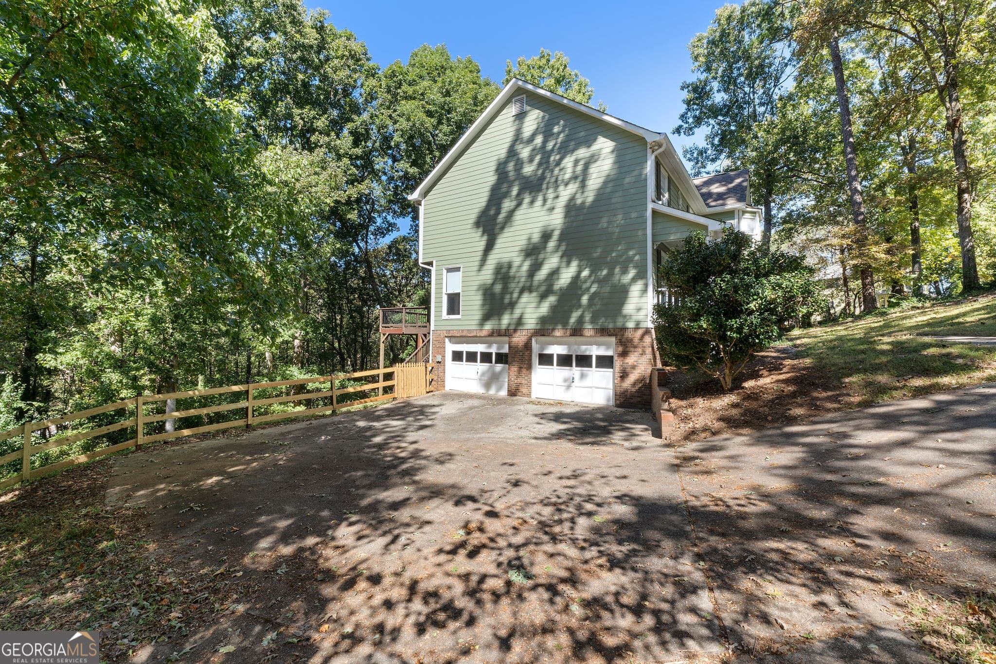 4 bedroom, 2.5 bathroom single family residence for sale at 2077 Signal Ridge Chase, Kennesaw, GA 30152 — photo 3
