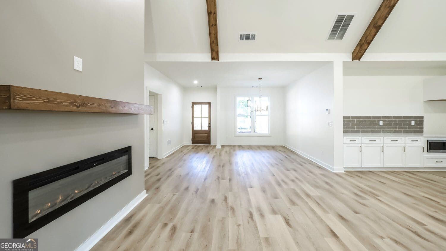 4 bedroom, 3.5 bathroom, 2,500 sq ft single family residence for sale at 36 Johnston Row, Cartersville, GA 30121 — photo 6