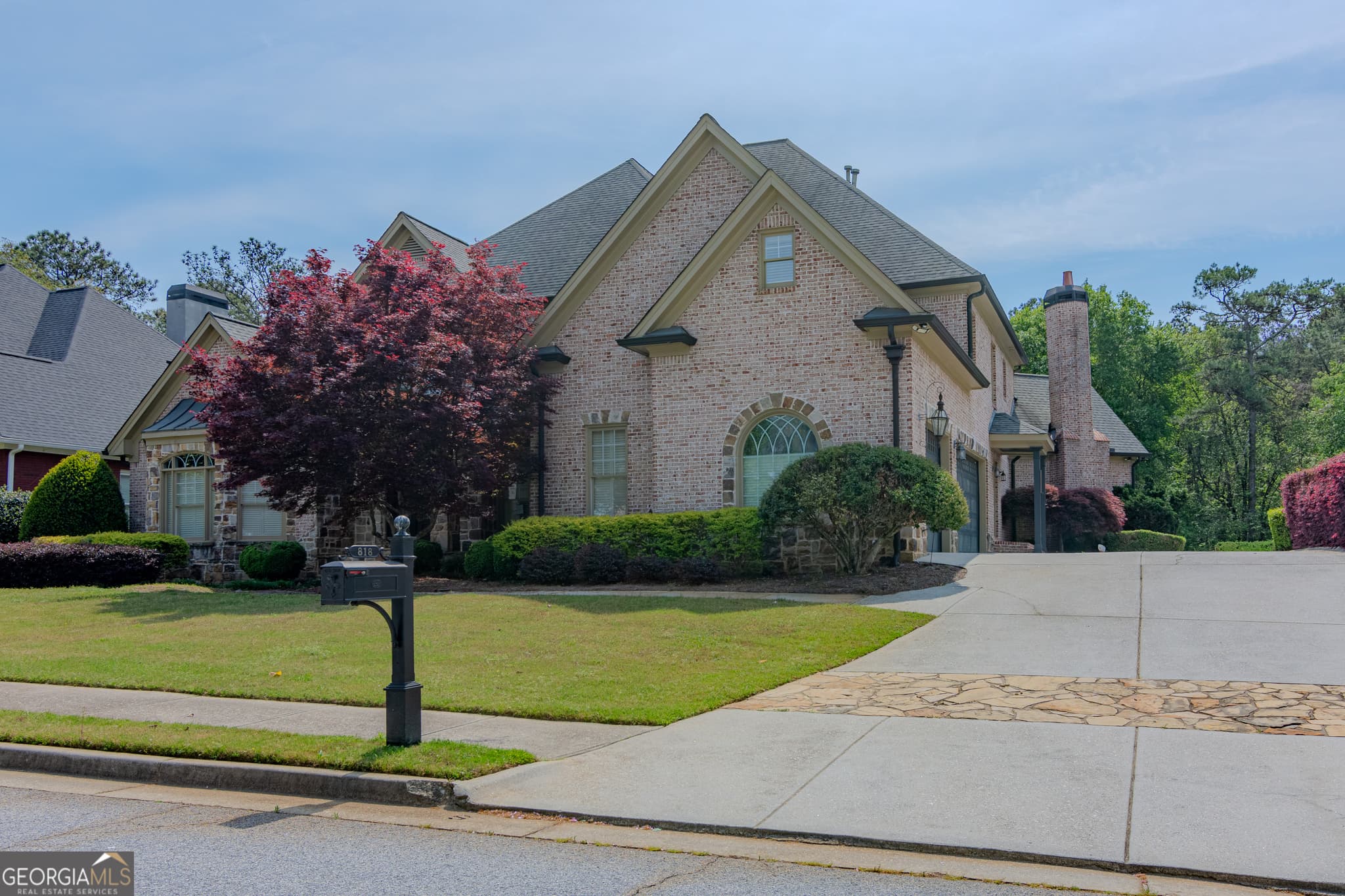 5 bedroom, 5.5 bathroom, 8,430 sq ft single family residence for sale at 818 Natchez Valley Trace, Grayson, GA 30017 — photo 3