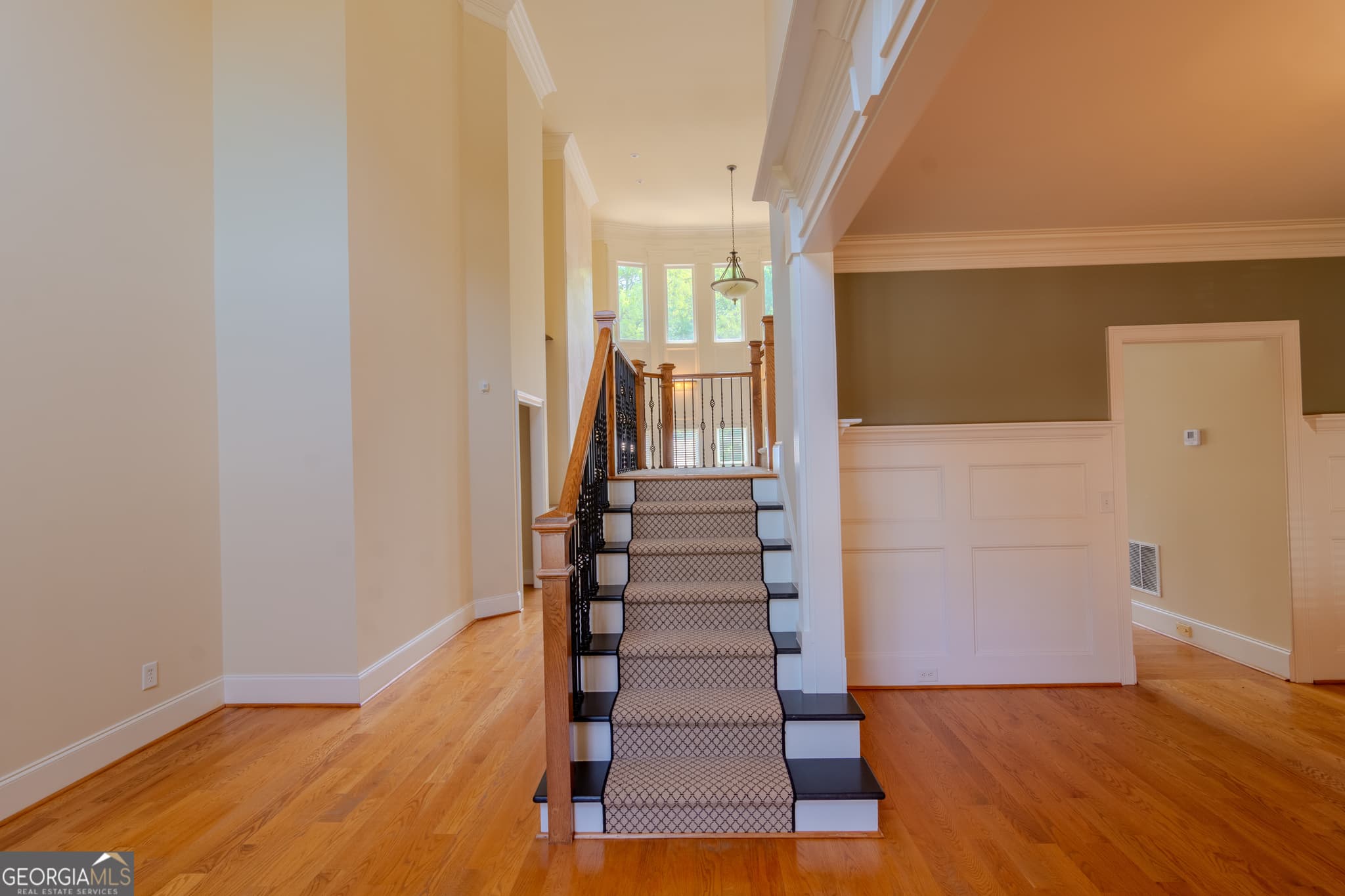 5 bedroom, 5.5 bathroom, 8,430 sq ft single family residence for sale at 818 Natchez Valley Trace, Grayson, GA 30017 — photo 10