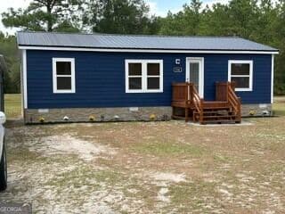 3 bedroom, 2 bathroom, 1,120 sq ft single family residence for sale at 538 Coffee Club Road, Hortense, GA 31543 — photo 1 of 21