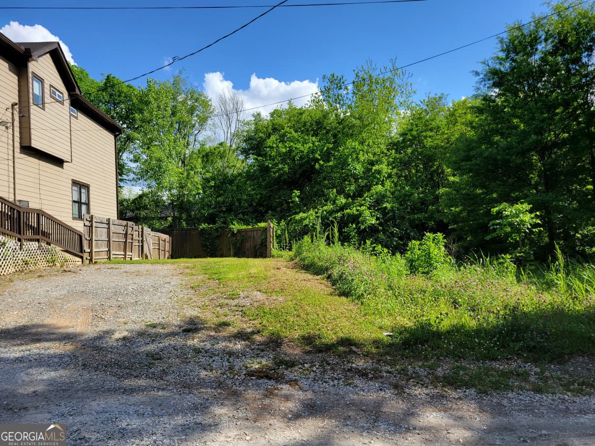 residential lot for sale at 900 Pelham Street, Atlanta, GA 30318 — photo 2