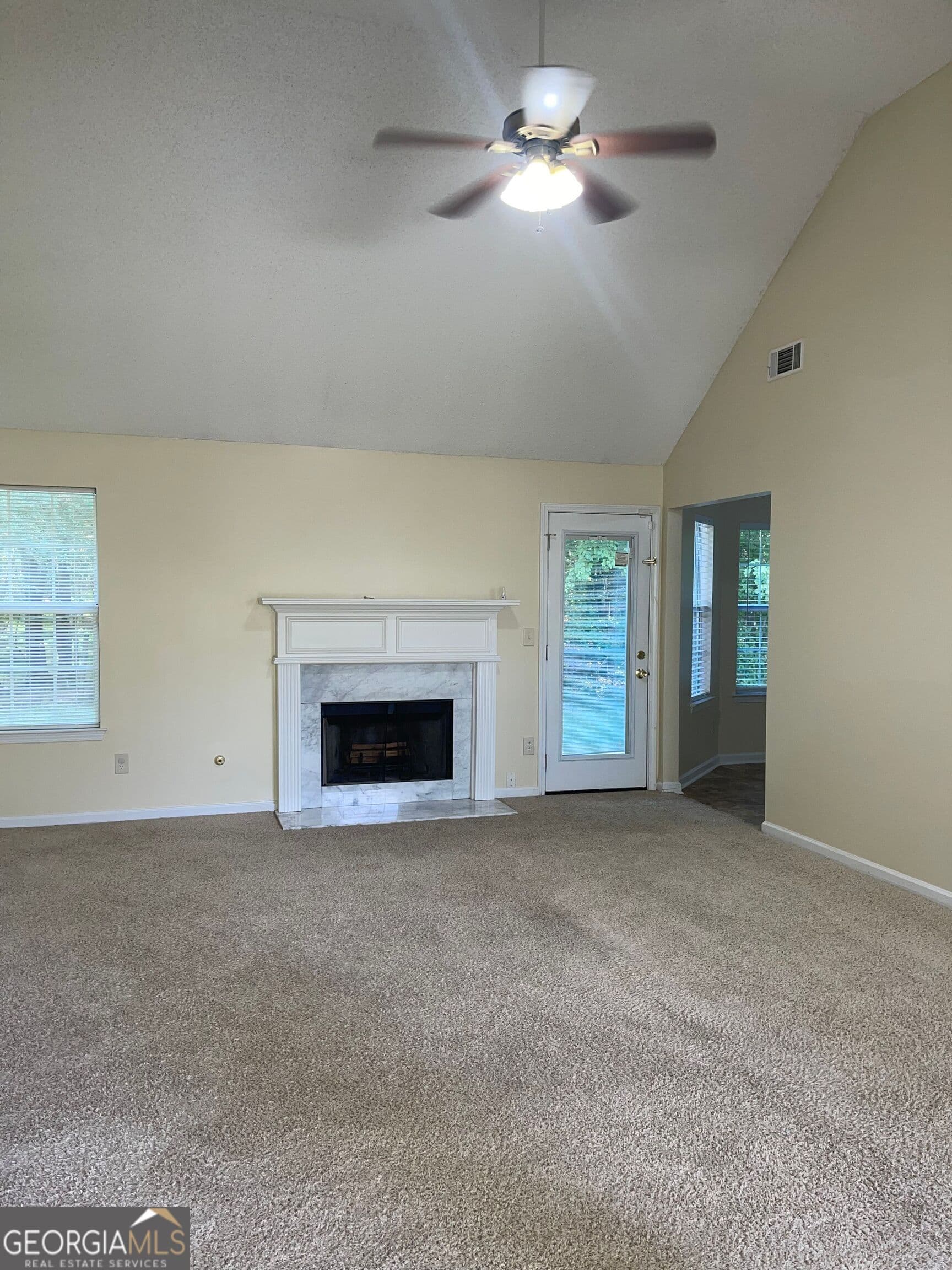 3 bedroom, 3.5 bathroom, 1,472 sq ft single family residence for rent at 206 Goldleaf Drive, Hampton, GA 30228 for $1,650 a month — photo 3