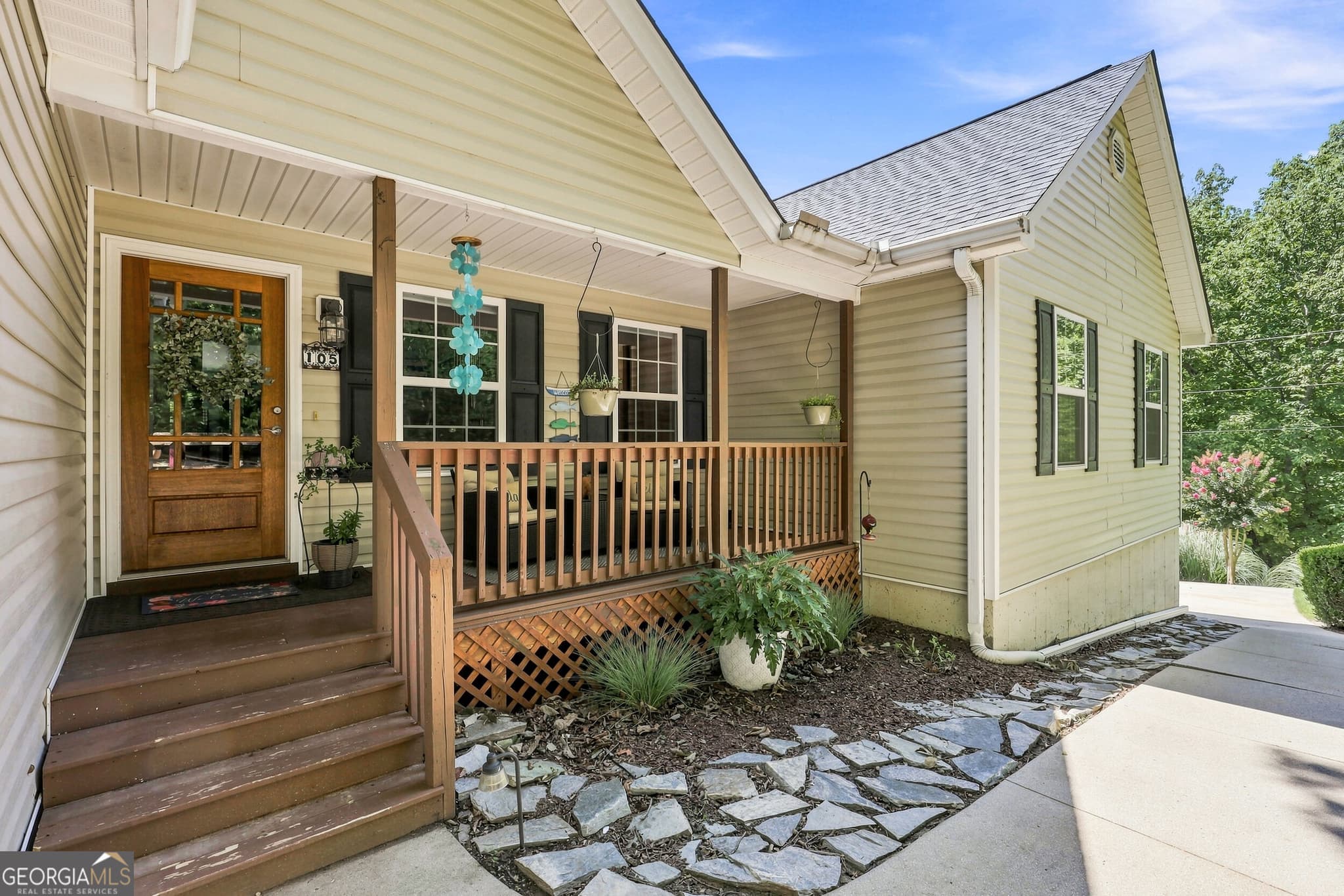 3 bedroom, 2 bathroom, 1,912 sq ft single family residence for sale at 105 Wapiti Lane, Westminster, SC 29693