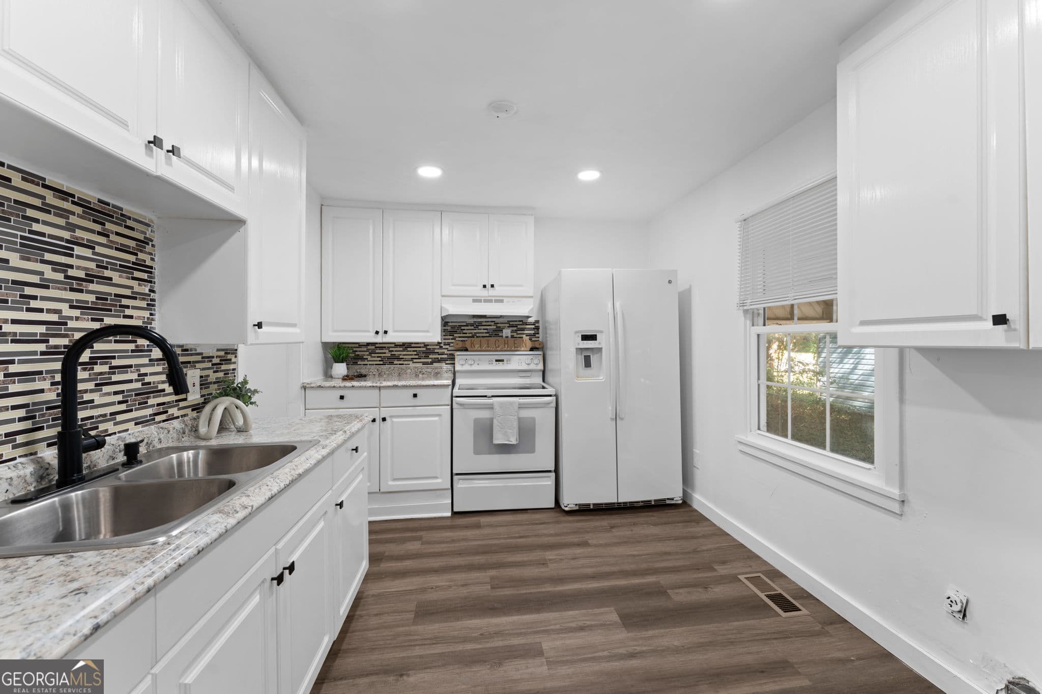 3 bedroom, 1 bathroom, 1,073 sq ft single family residence for sale at 1311 Alma Avenue, Warner Robins, GA 31088 — photo 9