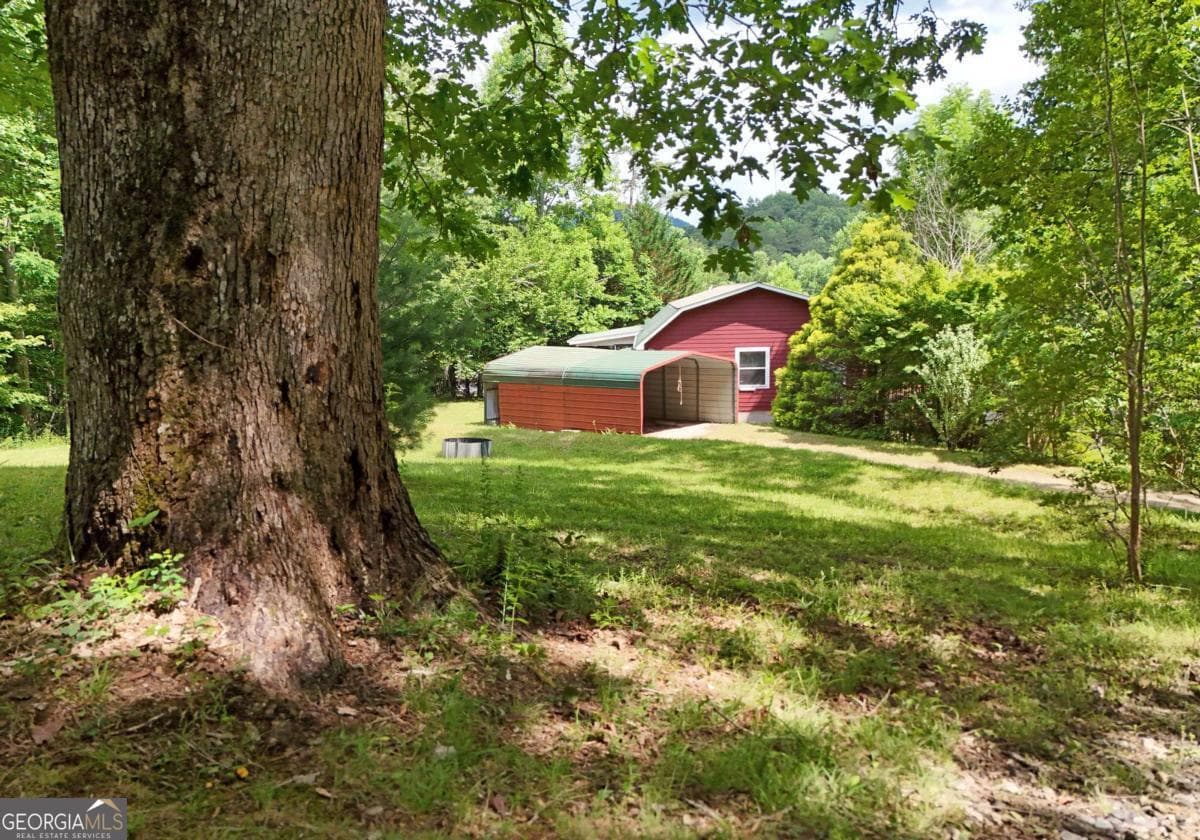 2 bedroom, 3.5 bathroom, 3,000 sq ft single family residence under contract at 34 Summerhill Lane, Blairsville, GA 30512