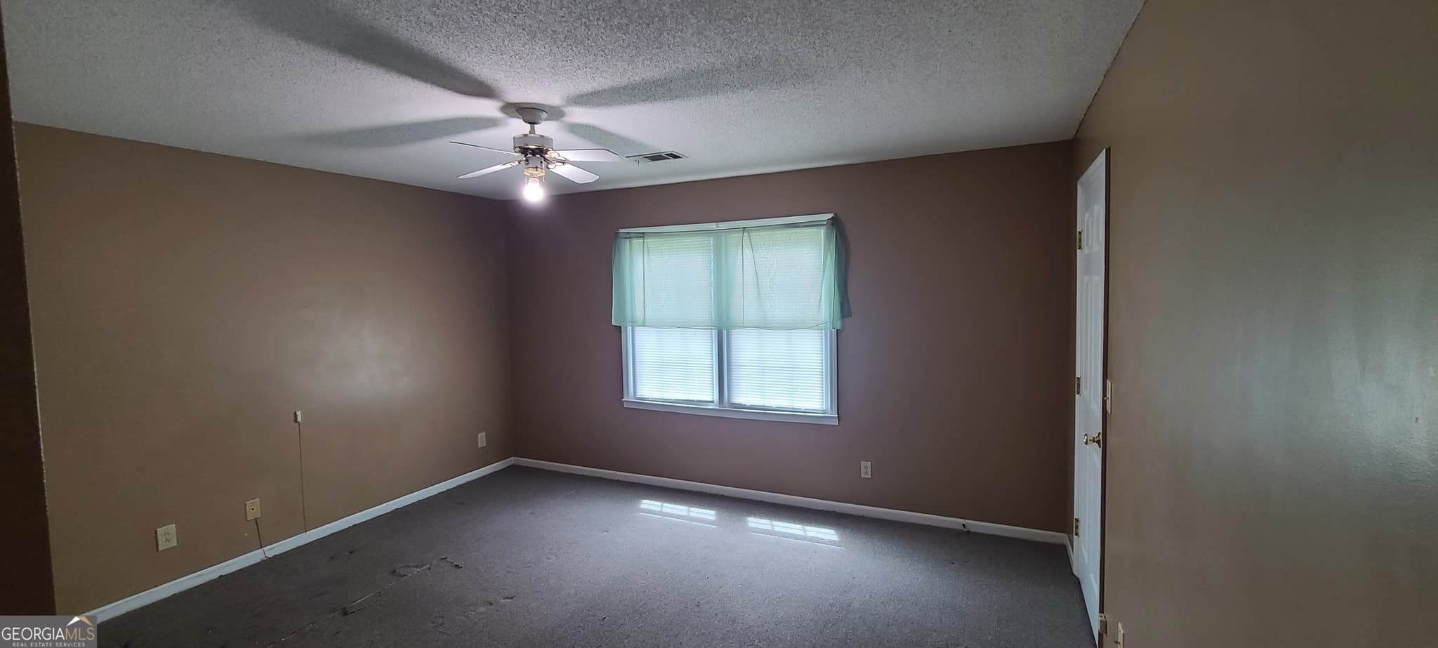 2 bedroom, 1.5 bathroom, 1,096 sq ft townhouse for sale at 4353 Barrington Place, Macon, GA 31210 — photo 6