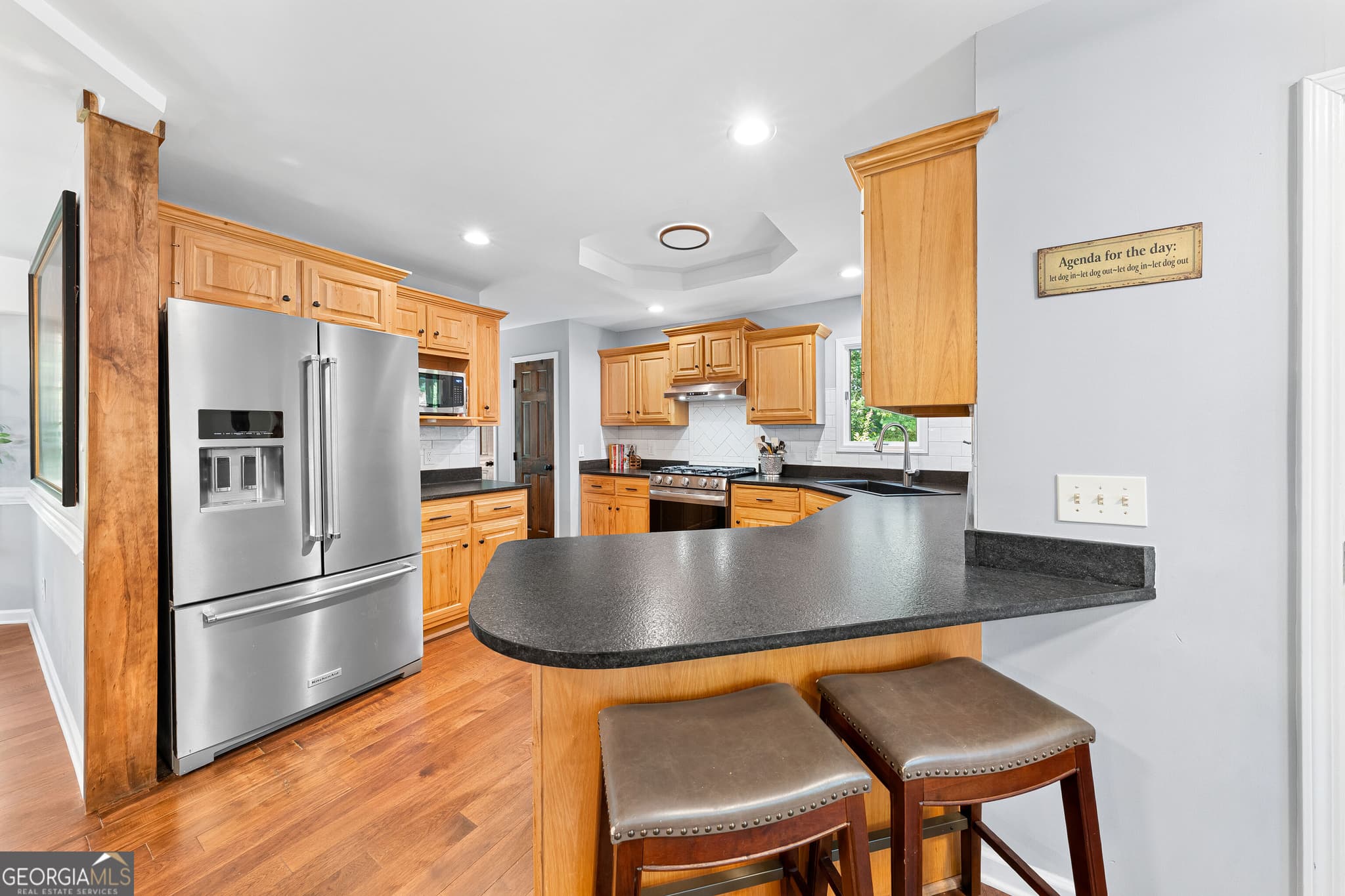 3 bedroom, 3 bathroom, 2,710 sq ft single family residence under contract at 323 N Shores Drive, Westminster, SC 29693 — photo 8