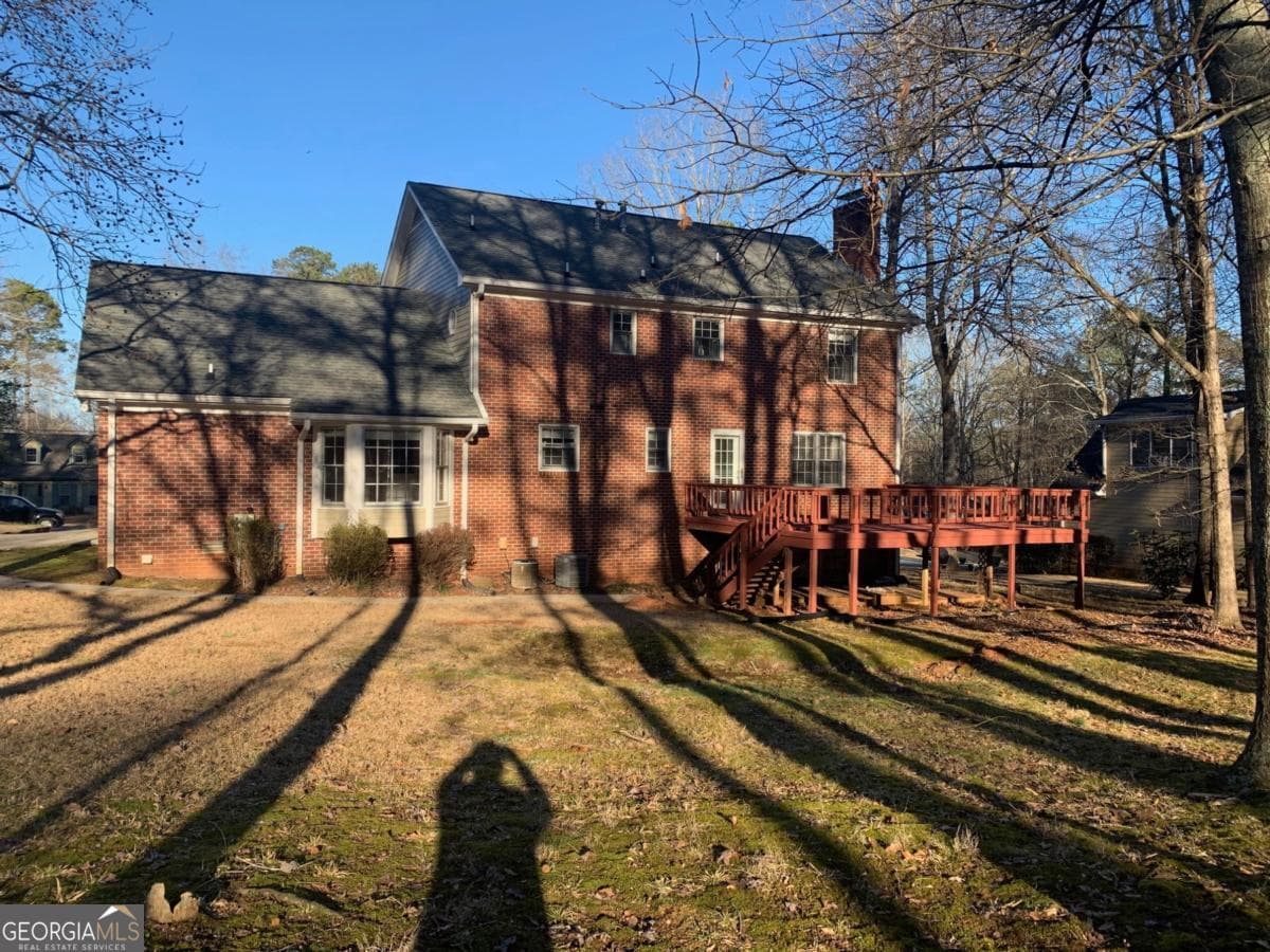 4 bedroom, 4 bathroom single family residence for rent at 240 W Huntington Road, Bogart, GA 30622 for $3,000 a month — photo 2