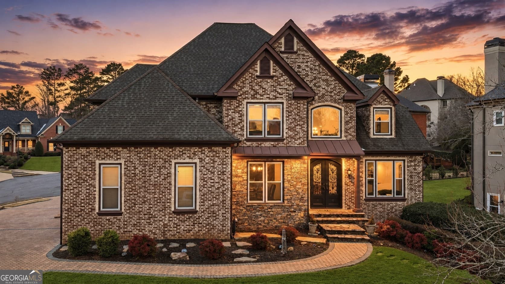5 bedroom, 4 bathroom, 5,272 sq ft single family residence for sale at 1105 Dapplefawn Court, Alpharetta, GA 30005 — photo 2