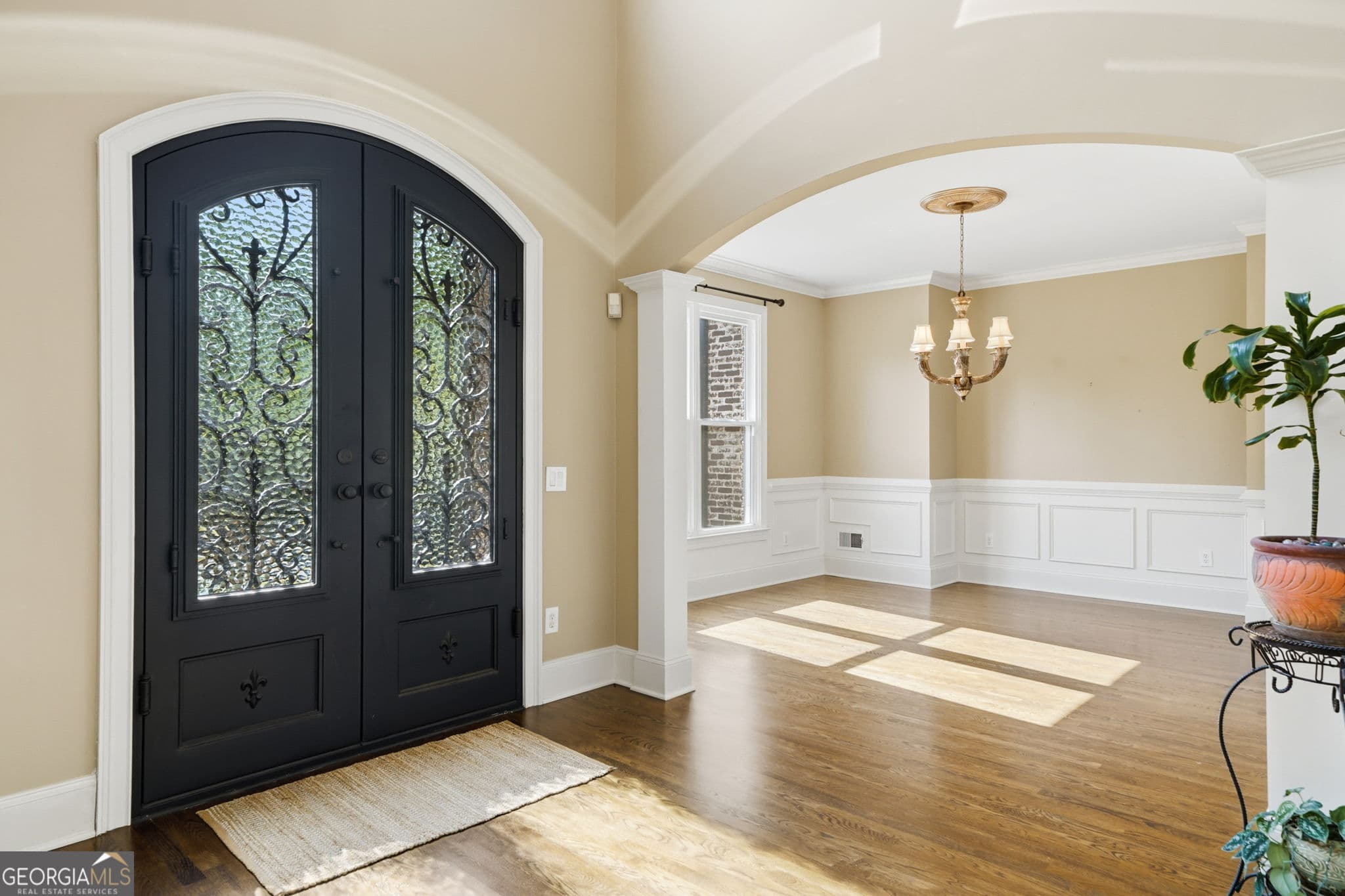 5 bedroom, 4 bathroom, 5,272 sq ft single family residence for sale at 1105 Dapplefawn Court, Alpharetta, GA 30005 — photo 9