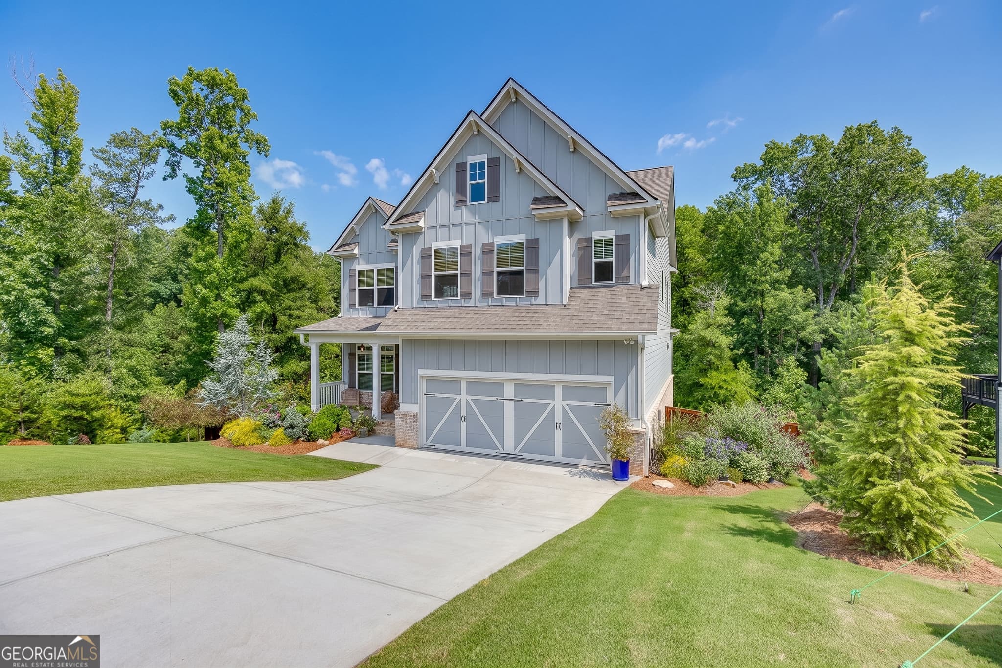 4 bedroom, 5 bathroom, 2,619 sq ft single family residence for sale at 3536 Dockside Shores Drive, Gainesville, GA 30506 — photo 2