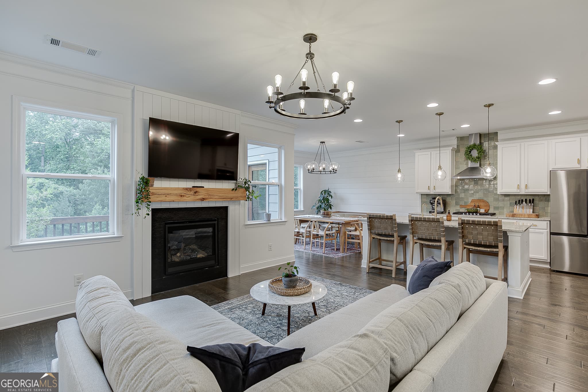 4 bedroom, 5 bathroom, 2,619 sq ft single family residence for sale at 3536 Dockside Shores Drive, Gainesville, GA 30506 — photo 8