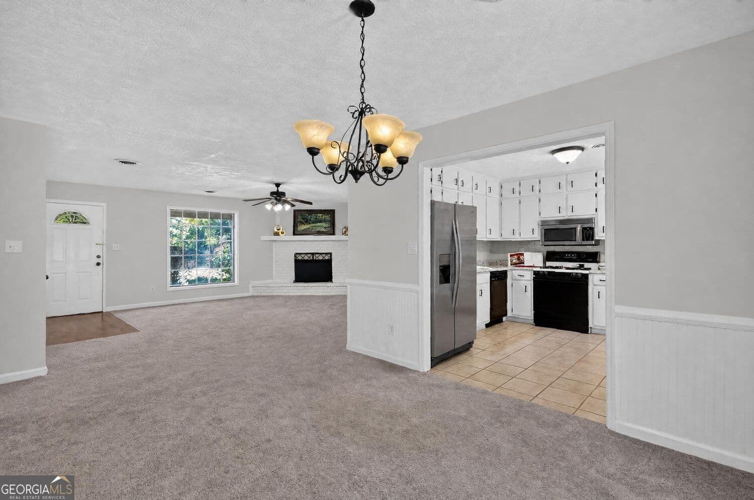 4 bedroom, 2 bathroom, 1,680 sq ft single family residence for sale at 850 The Circle, Lawrenceville, GA 30043 — photo 6