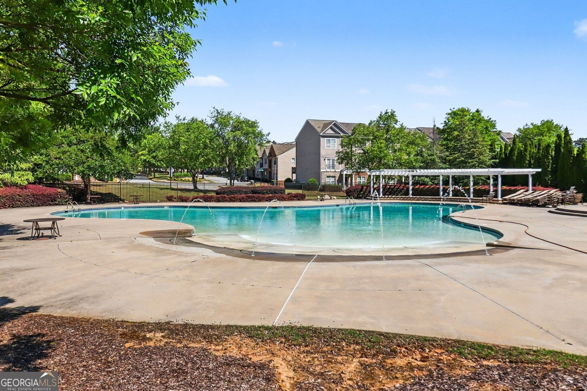 3 bedroom, 2.5 bathroom, 1,911 sq ft townhouse for sale at 5357 Radford Loop, Fairburn, GA 30213 — photo 9