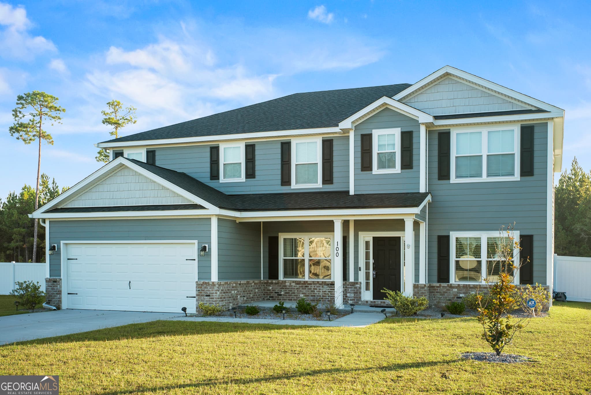 5 bedroom, 3 bathroom, 3,521 sq ft single family residence for sale at 100 Finch Lane, Guyton, GA 31312