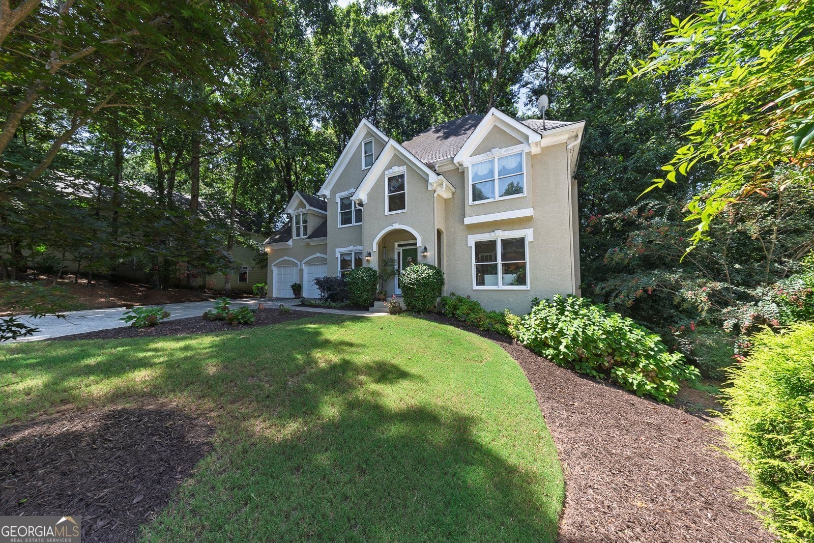 6 bedroom, 3.5 bathroom, 3,380 sq ft single family residence for sale at 1914 Lilac Ridge Drive, Woodstock, GA 30189 — photo 3