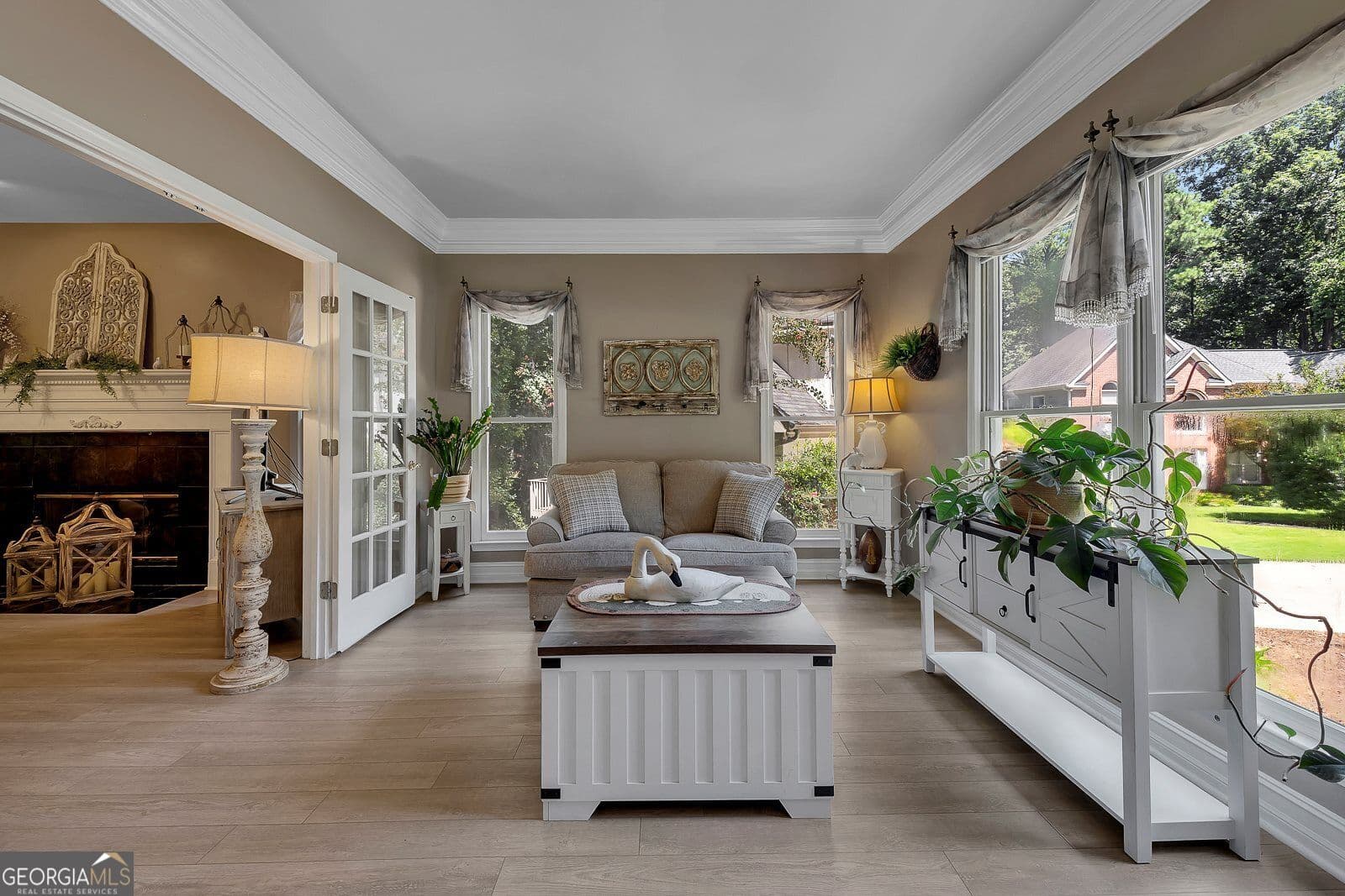 6 bedroom, 3.5 bathroom, 3,380 sq ft single family residence for sale at 1914 Lilac Ridge Drive, Woodstock, GA 30189 — photo 8
