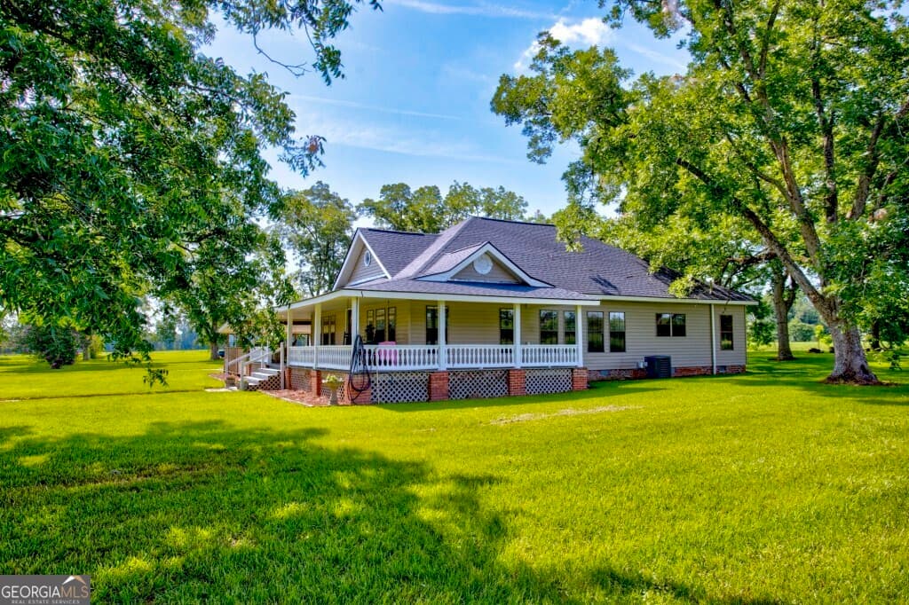 3 bedroom, 2 bathroom, 1,887 sq ft farm for sale at 1034 Cecil Tyre Road, Bristol, GA 31518 — photo 2