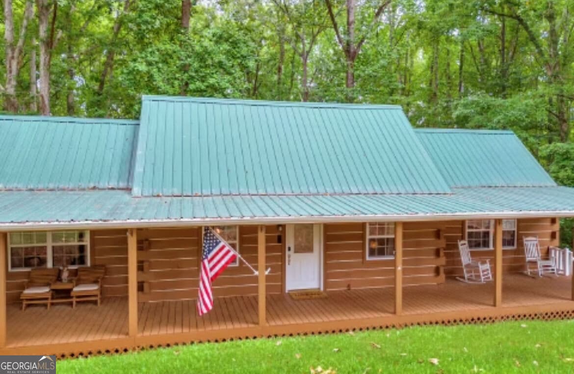 2 bedroom, 2 bathroom, 1,492 sq ft cabin,single family residence for rent at 244 Skyline Way, Lavonia, GA 30553 for $1,850 a month
