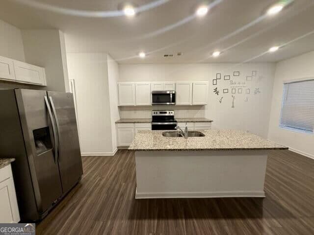 3 bedroom, 2.5 bathroom, 1,772 sq ft townhouse for sale at 1408 Ben Park Way, Grayson, GA 30017 — photo 7