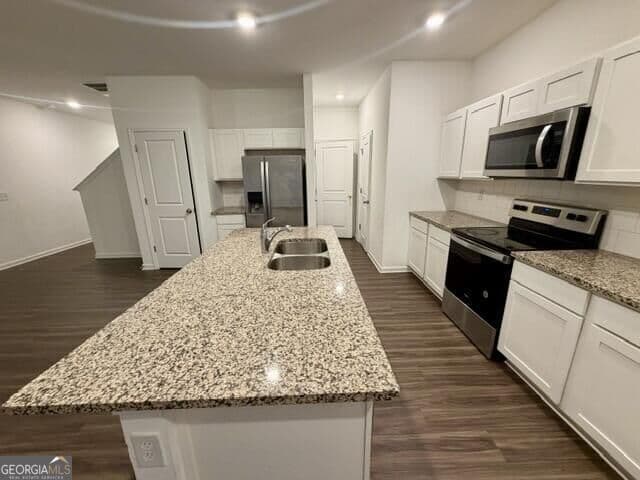 3 bedroom, 2.5 bathroom, 1,772 sq ft townhouse for sale at 1408 Ben Park Way, Grayson, GA 30017 — photo 8