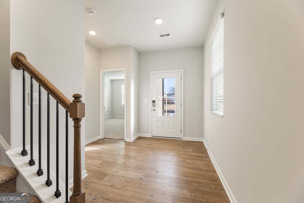 4 bedroom, 4 bathroom, 2,343 sq ft single family residence for sale at 8039 Dickens Drive, Fairburn, GA 30213 — photo 4
