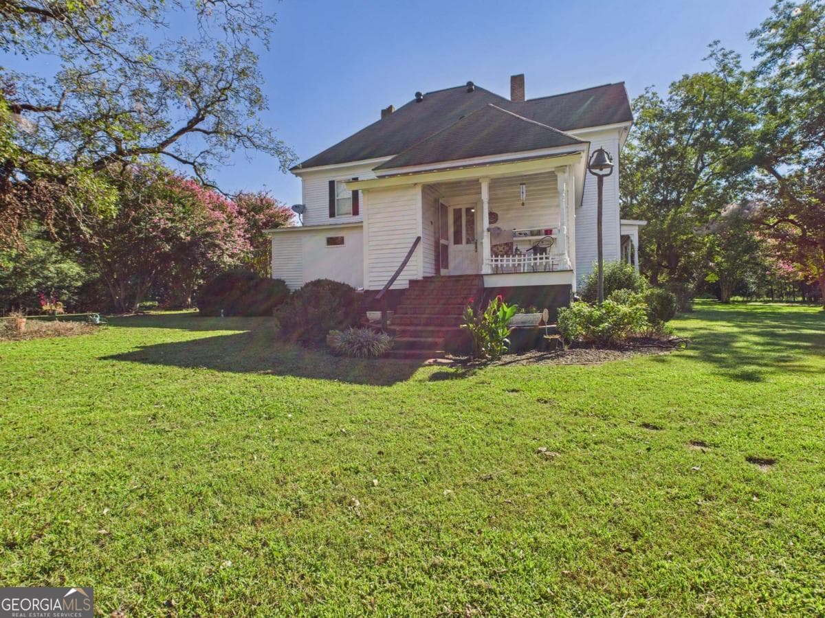 5 bedroom, 2.5 bathroom, 3,508 sq ft single family residence for sale at 1170 Ash Road, Bishop, GA 30621 — photo 9