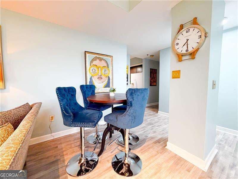 1 bedroom, 1 bathroom, 854 sq ft condominium for sale at 2161 Peachtree Road 708, Atlanta, GA 30309 — photo 6