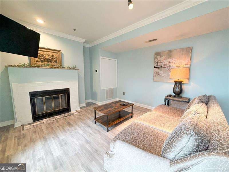 1 bedroom, 1 bathroom, 854 sq ft condominium for sale at 2161 Peachtree Road 708, Atlanta, GA 30309 — photo 7