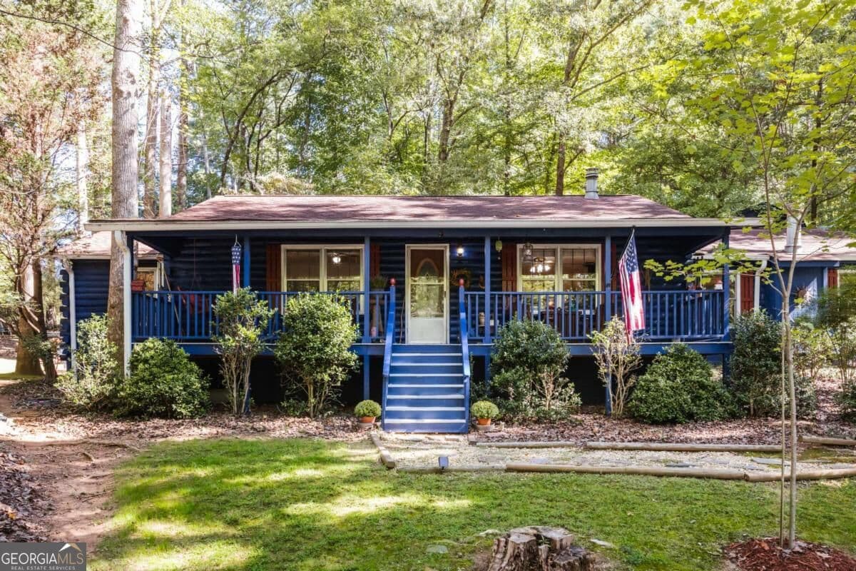 3 bedroom, 2 bathroom, 1,782 sq ft cabin,single family residence for sale at 3383 Wolf Drive, Gainesville, GA 30506 — photo 1 of 64