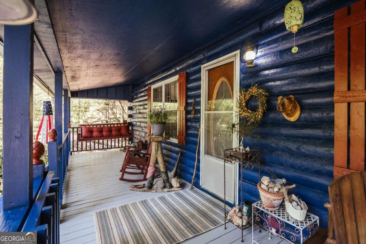 3 bedroom, 2 bathroom, 1,782 sq ft cabin,single family residence for sale at 3383 Wolf Drive, Gainesville, GA 30506 — photo 9