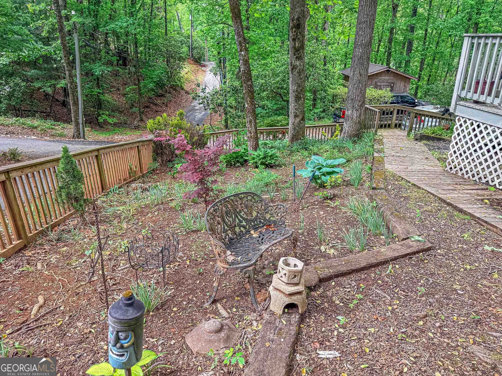 3 bedroom, 3.5 bathroom, 1,604 sq ft single family residence for sale at 407 Hillside Drive, Clayton, GA 30525 — photo 5