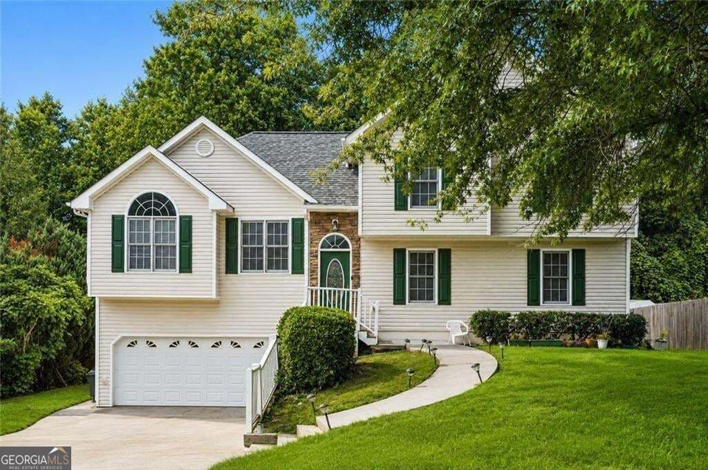 4 bedroom, 3 bathroom, 2,144 sq ft single family residence for sale at 248 Taylors Farm Drive, Canton, GA 30115 — photo 9