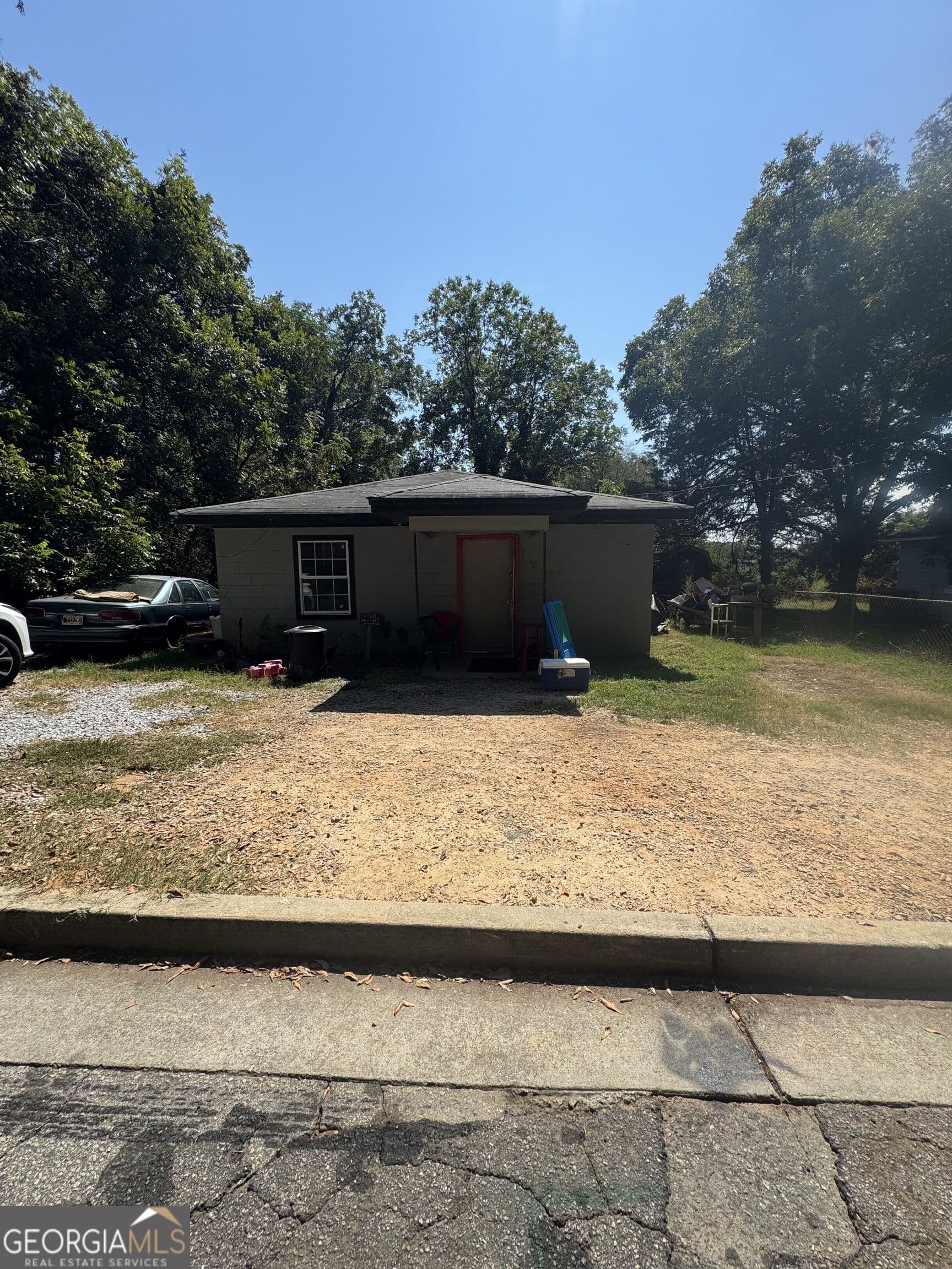 2 bedroom, 1 bathroom, 781 sq ft single family residence for sale at 66 Hardy Street, Hartwell, GA 30643 — photo 1 of 1