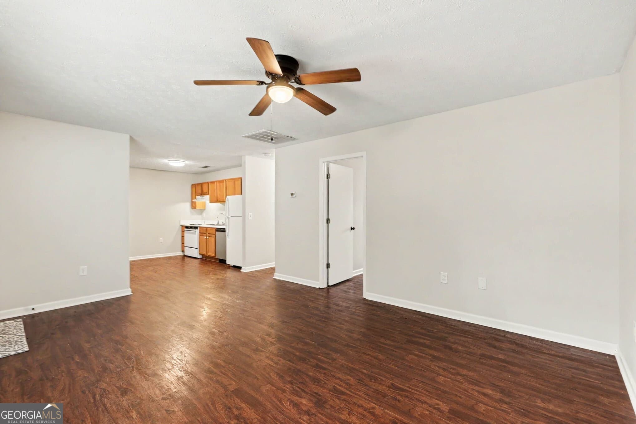 2 bedroom, 1 bathroom, 828 sq ft townhouse for sale at 209 E WILSON Street, Villa Rica, GA 30180 — photo 6