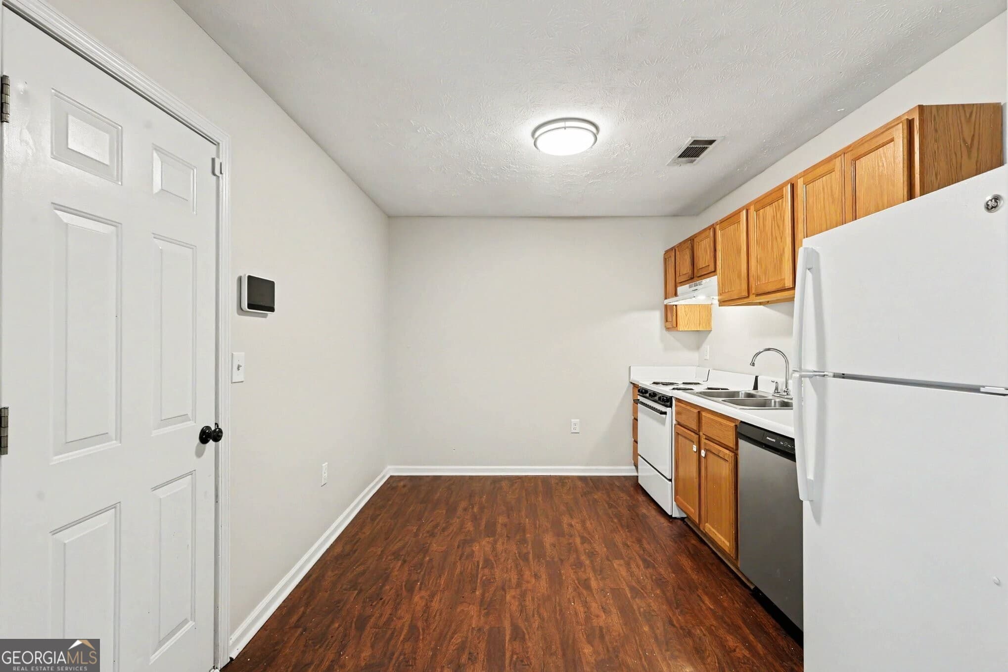 2 bedroom, 1 bathroom, 828 sq ft townhouse for sale at 209 E WILSON Street, Villa Rica, GA 30180 — photo 9