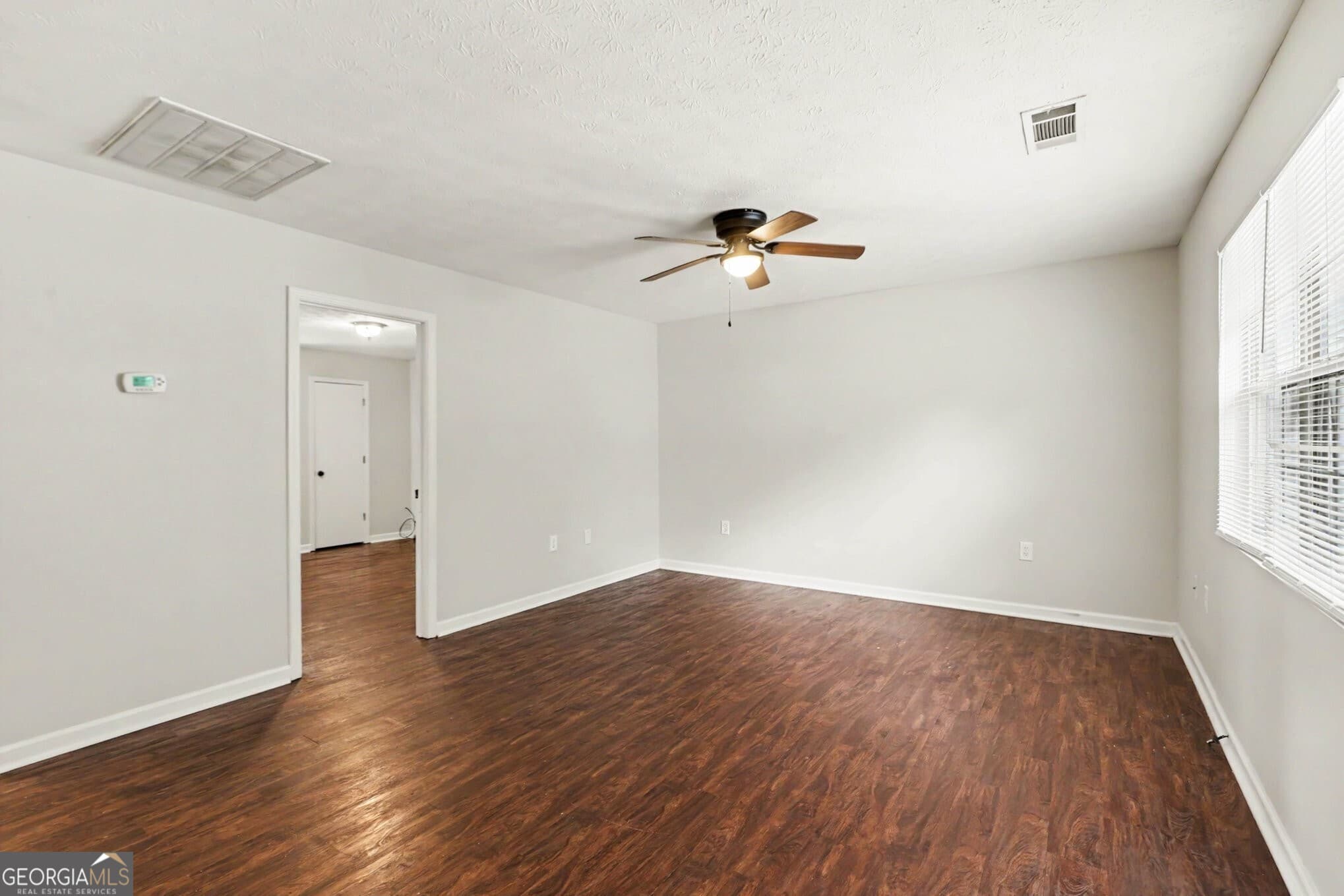 2 bedroom, 1 bathroom, 828 sq ft townhouse for sale at 209 E WILSON Street, Villa Rica, GA 30180 — photo 4